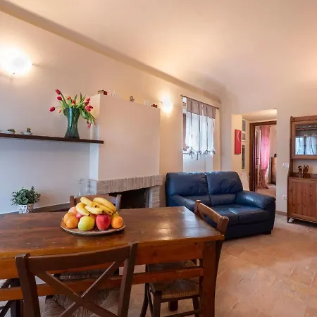 Apartment In Villagrande Di With Garden