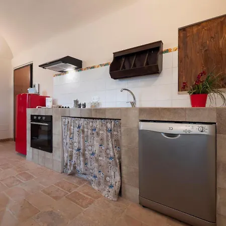 Apartament Apartment In Villagrande With Pool & Garden Mombaroccio